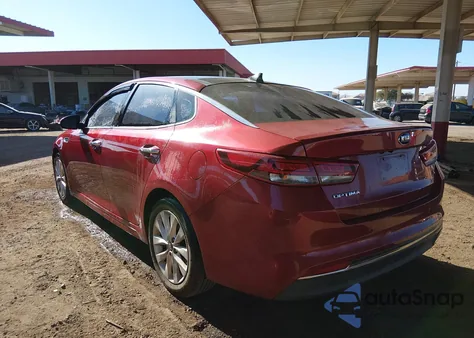 2018 Kia Optima S из США, поврежденный, VIN 5XXGT4L37JG201493